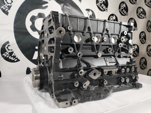 Блок цилиндров в сборе Isuzu 4HK1