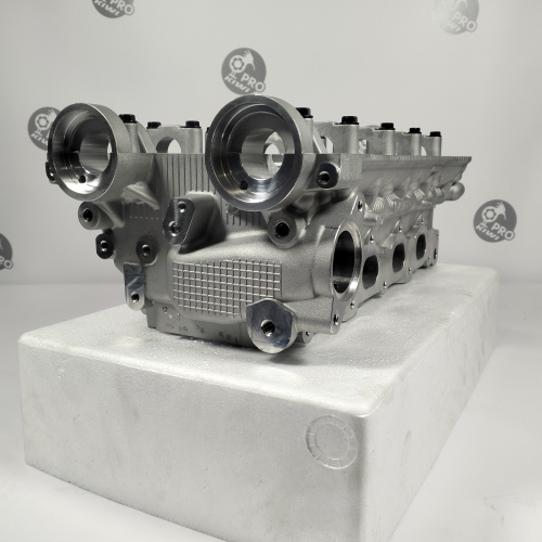 ГБЦ Buick 1.6L два масляных отверстия