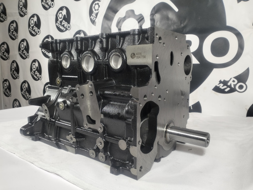 Блок цилиндров в сборе Mitsubishi 4D56T